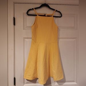 Divided yellow sleeveless fit and flare dress Size 10